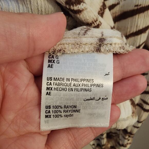 Animal Striped Print Top Womens Size Large Brown & White Blouse Unique Pattern - Picture 8 of 9